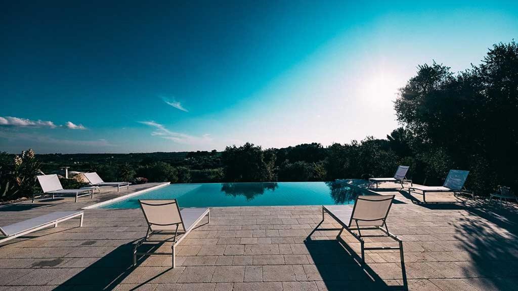 Bed and Breakfast Relais Trulli Le Icone Остуни Экстерьер фото